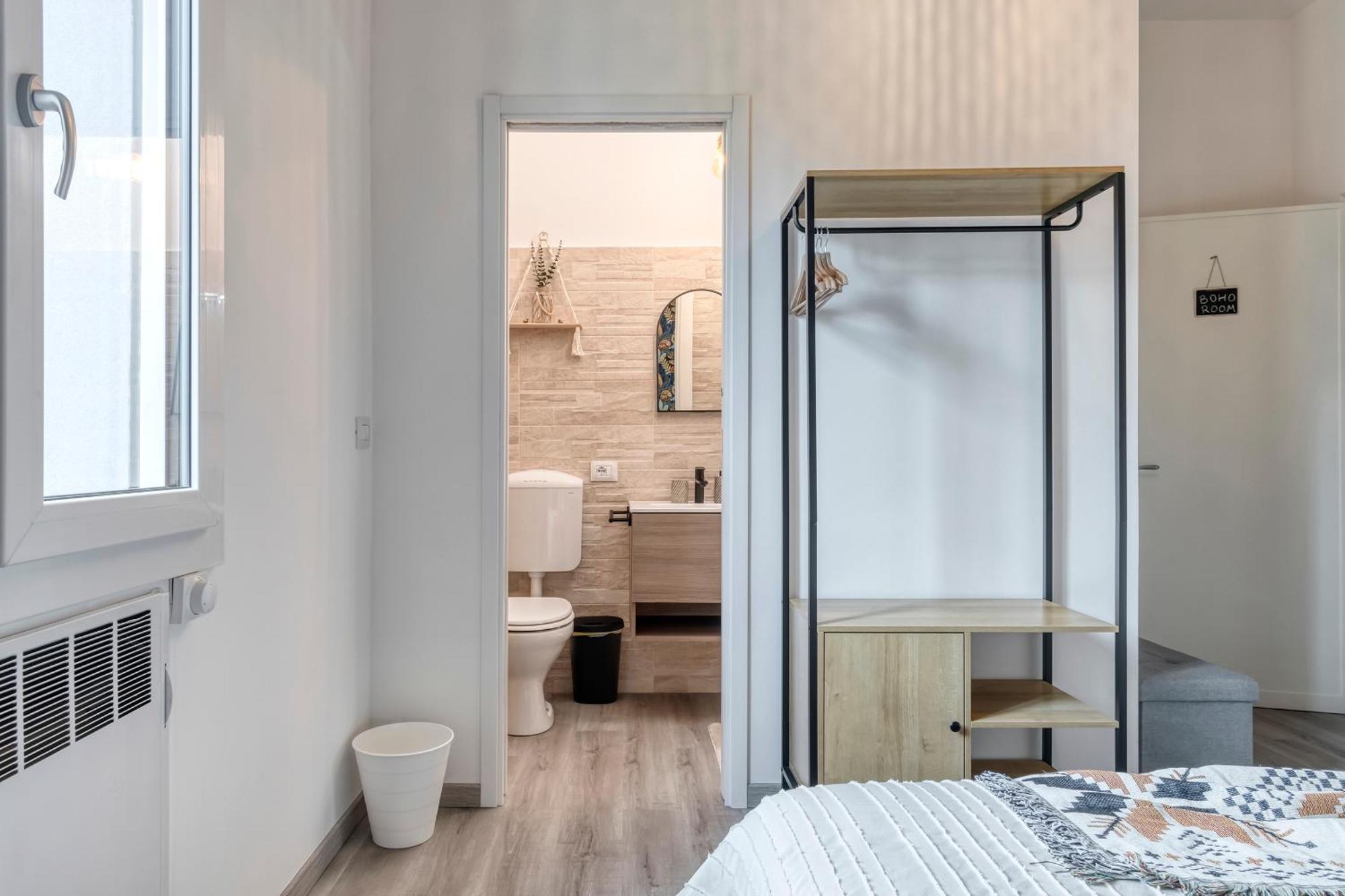 Wanderlust Rooms Bologna Fiera, Free Parking エクステリア 写真