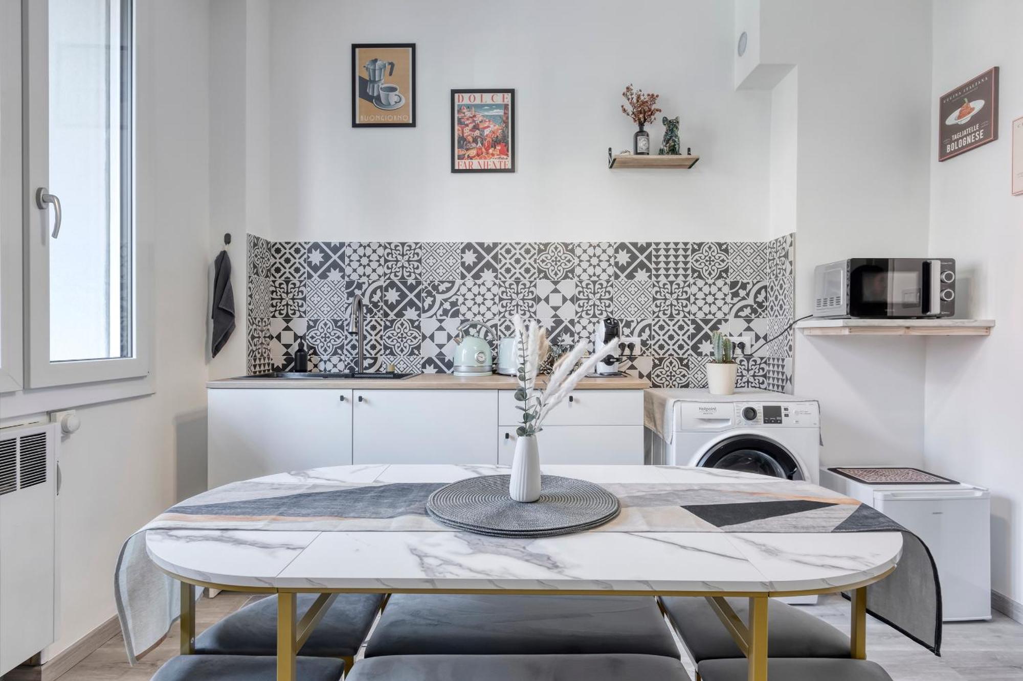 Wanderlust Rooms Bologna Fiera, Free Parking エクステリア 写真
